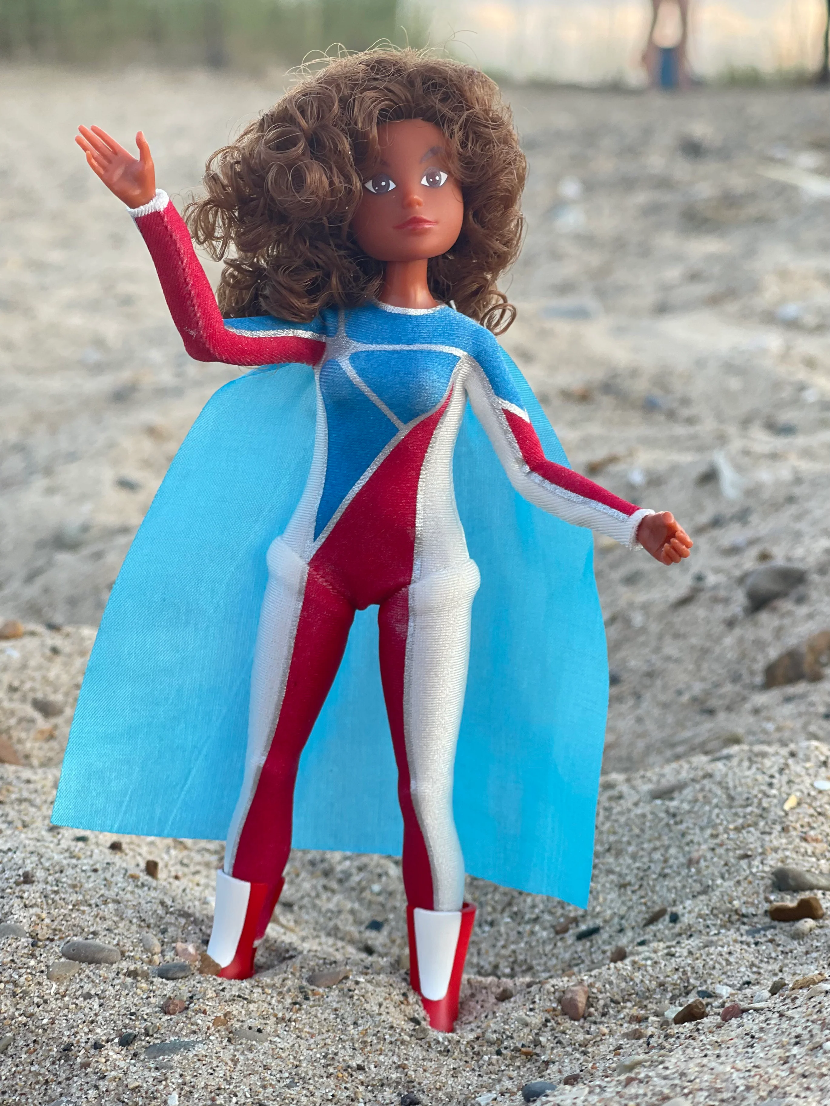 I Am Brilliance Action Doll: La Borinqueña - Image 10