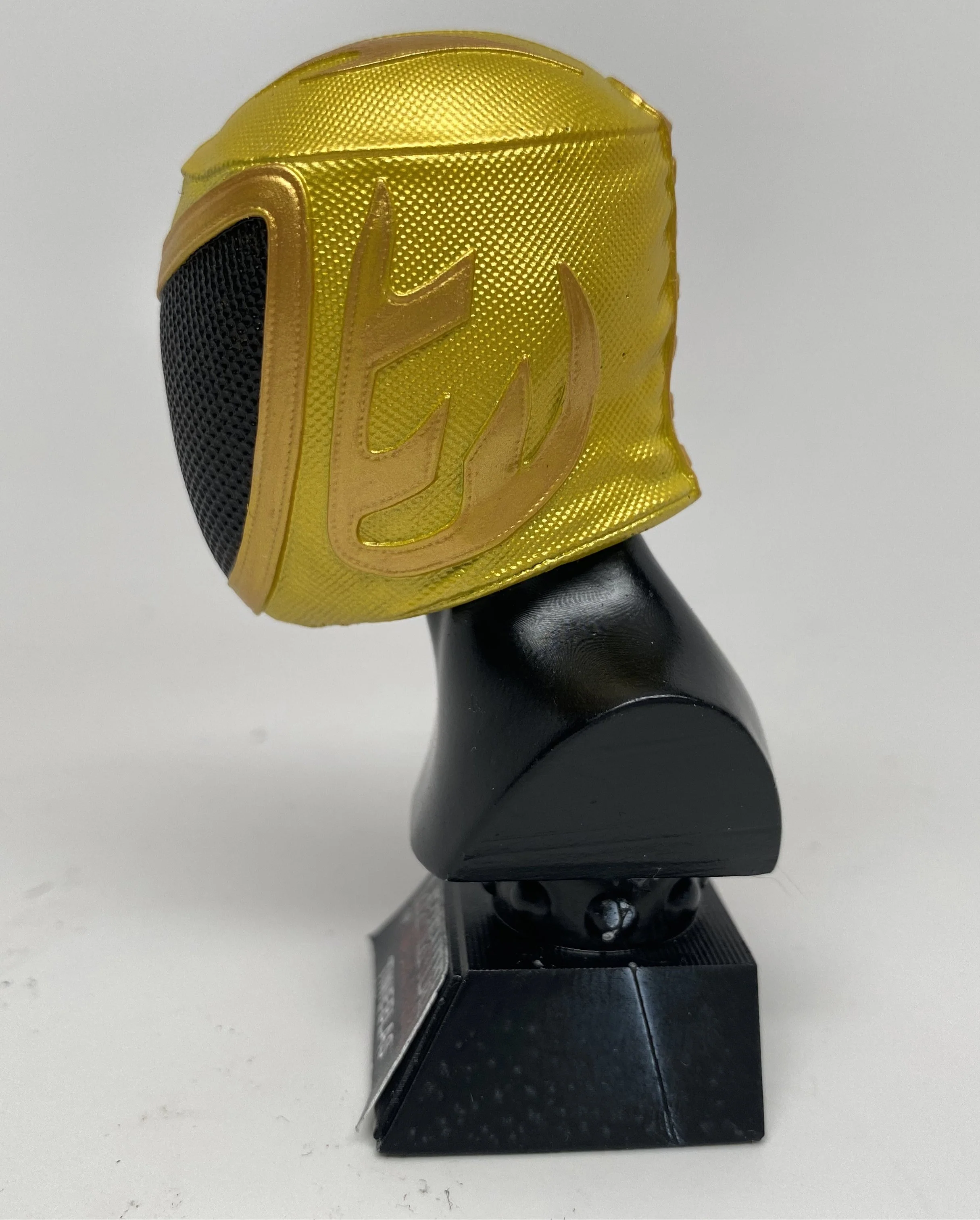 Legends of Lucha Libre: Mystery Mascaras Wave 1 - Boxed Single - Image 15